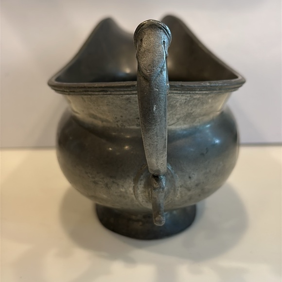 WALKER & HALL Seffield England Pewter Sauce/Gravy Boat Fully Stamped - Picture 7 of 11